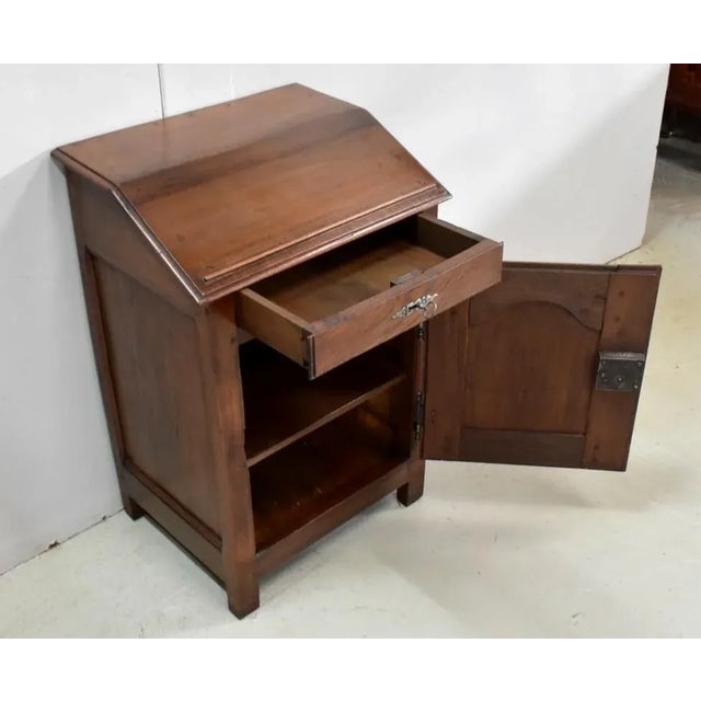 Small 19th Century Louis XIV Style Oak Desk For Sale - Image 4 of 18