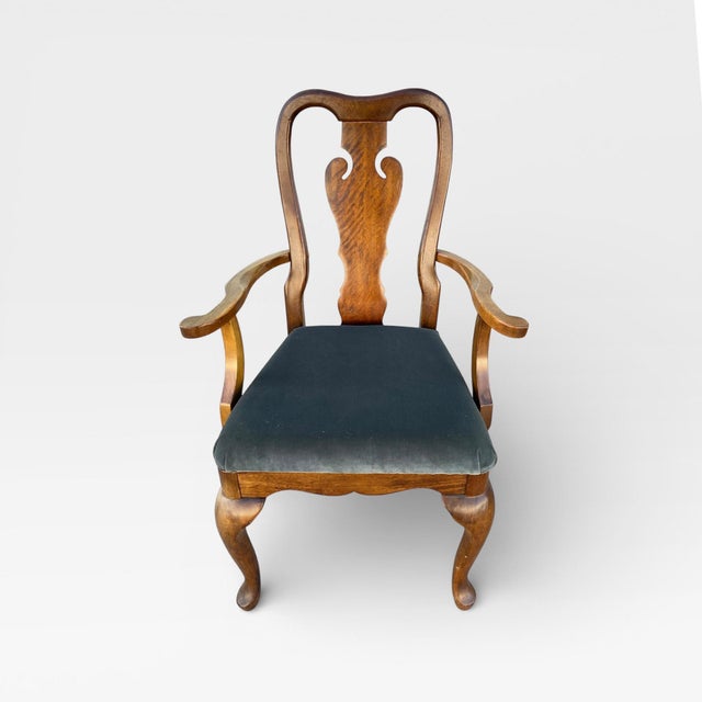 Late 20th Century Set of Six Thomasville Queen Anne Walnut Dining Chairs For Sale - Image 12 of 18