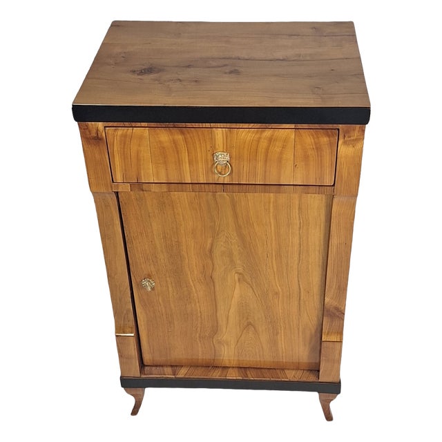 Small Biedermeier Sideboard in Cherrywood, Southern Germany, 1810s For Sale