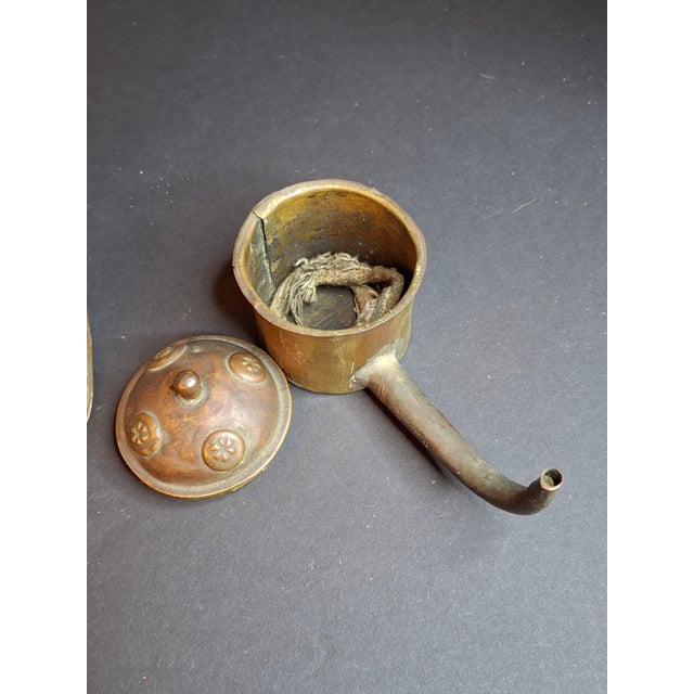 Antique Flemish Brass Snotneus Oil Lamp Ornate Copper Lion Mask Fat Light 19thC For Sale - Image 16 of 18