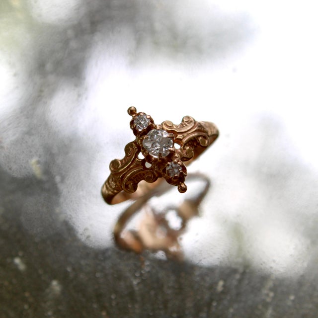 Late 19th Century 14k Gold Victorian Three-Stone Old Mine Cut Diamond Ring, Size 5.25 For Sale - Image 9 of 9