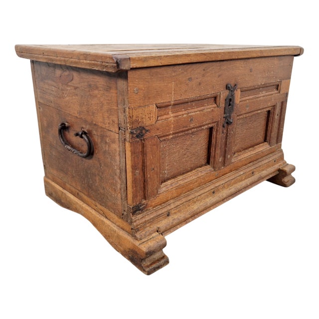 Brutalist Trunk in Oak, 1800 For Sale