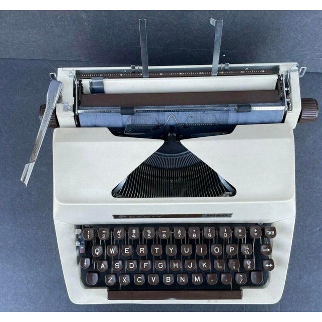 1960s Swedish Facit 1620 Portable Typewriter With Original Case and Accessories For Sale - Image 4 of 12