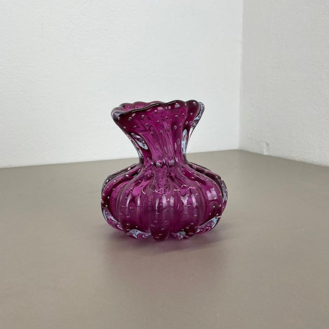 Cordonato Doro Vase in Pink Murano Glass attributed to Barovier and Toso, Italy, 1970s For Sale - Image 6 of 18