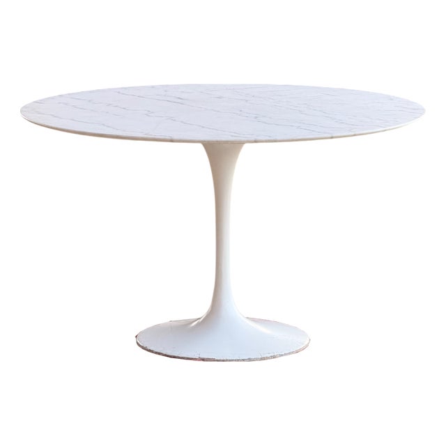 Mid-Century Modern Marble Top Dining Table by Eero Saarinen for Knoll International For Sale
