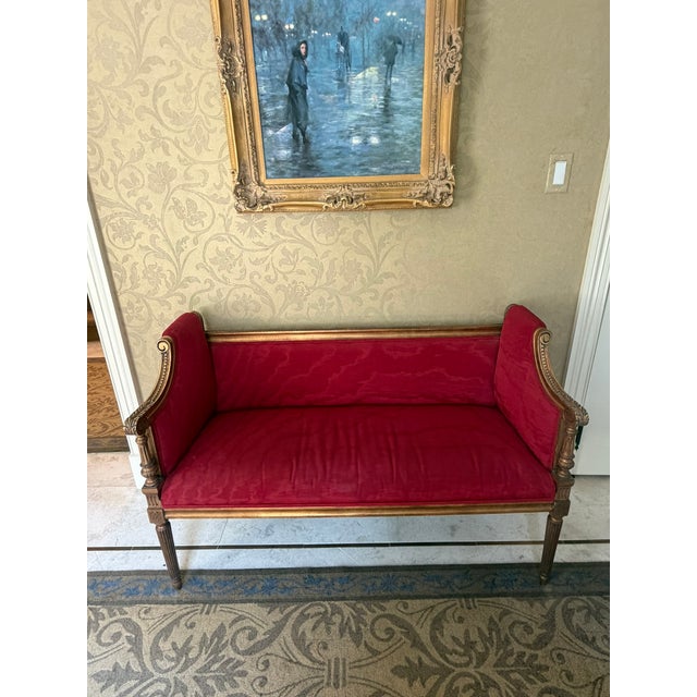 Lewis Mittman Carved Settee – Red Upholstery & Gilt Accents – Classic Regency Elegance For Sale In Chicago - Image 6 of 9