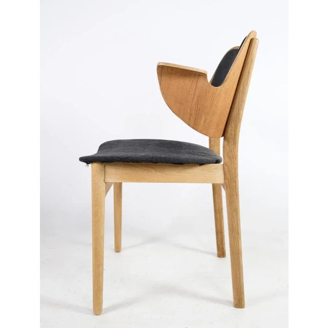 Black Model 107 Armchairs in Oak and Teak in the style of Hans Olsen, Set of 4 For Sale - Image 8 of 13