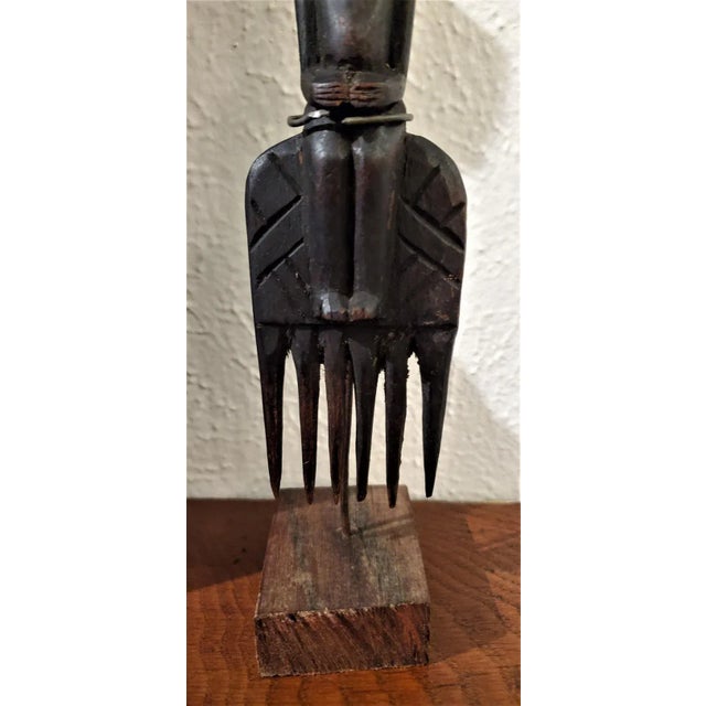 Tribal Vintage Luba Figural Hair Comb or Pick For Sale - Image 3 of 11