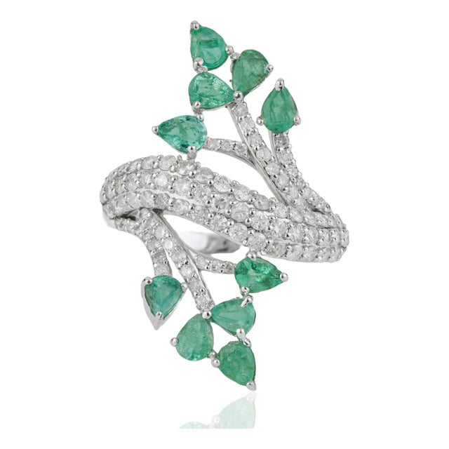 Art Nouveau Inspired Natural Emerald & Diamond Cocktail Ring for Women, Size 7 For Sale