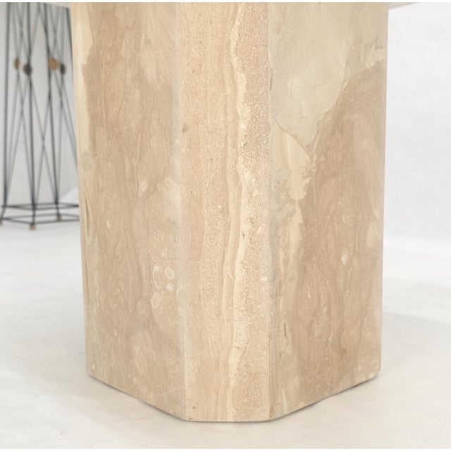 Mid-Century Modern Polished 27x27" Travertine Square Top Single Pedestal Side End Lamp Table Mint For Sale - Image 3 of 16