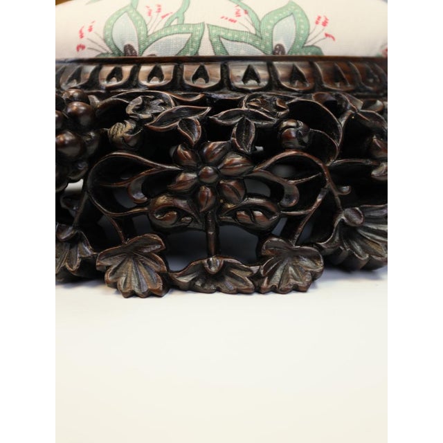Victorian Stool in Bennison Banyan Linen, 1880 For Sale - Image 16 of 18