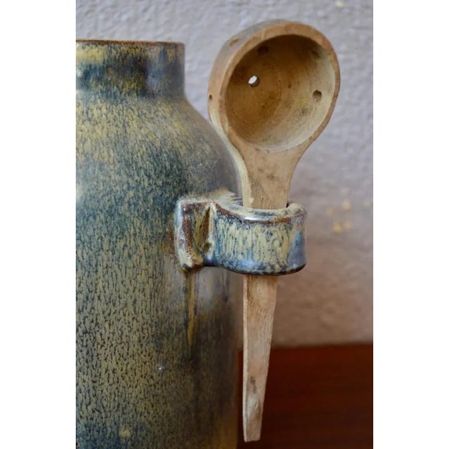 This ceramics is a production of Michel Pointu, son and grandson of renowned potters, installed in Puisaye, and his wife...