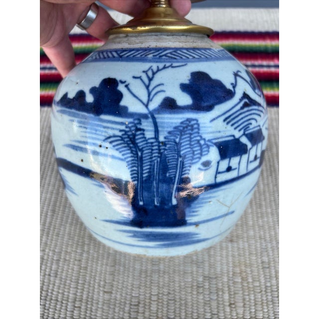 Antique Chinese Blue & White Ginger Jar Table Lamp With Chinoiserie Landscape For Sale - Image 6 of 12
