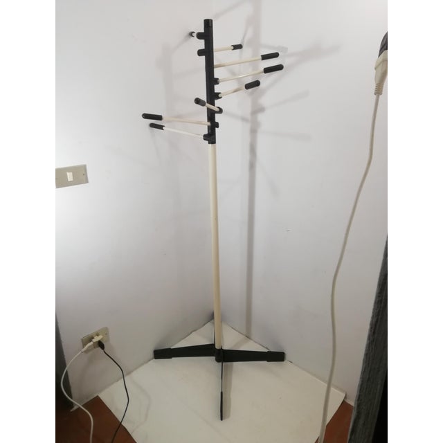 Column coat rack designed by De Pas, D'Urbino, Lomazzi and produced by the Italian manufacturer Artemide. Postmodern...
