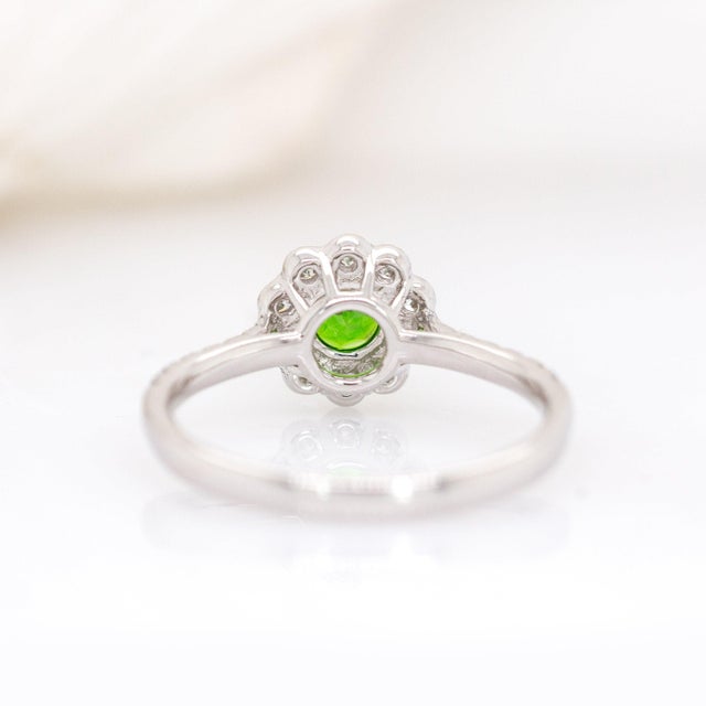 Round Demantoid Garnet and Natural Diamond Ring in Solid 14k White Gold, Size 6.75 For Sale In Columbus - Image 6 of 7