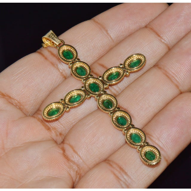 Green Certified Natural 2.78cts Emerald 18k 750 Solid Gold Filigree Cross Byzantine Etruscan Pendant For Sale - Image 8 of 11