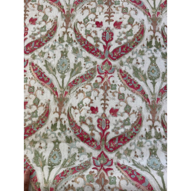 Colefax & Fowler Yasamin Linen Fabric 5 Yards F4743-01 Brand Colefax and Fowler Item Number F4743-01 Color red, green...