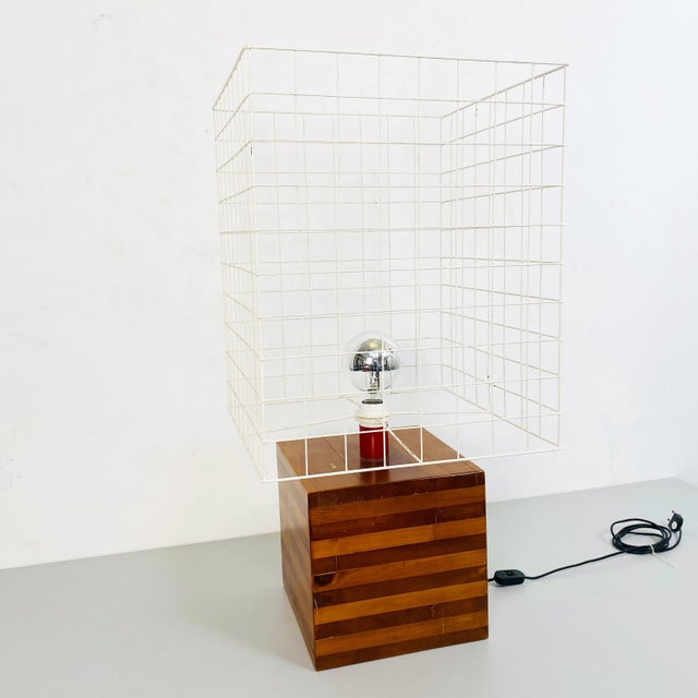 Wood Mid-Century Italian Table Lamp with Metal Lampshade and Wooden Base, 1970s For Sale - Image 7 of 11