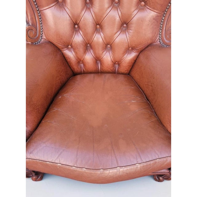 French Louis XV Style Chair in Carved Walnut and Patinated Leather, 1890s For Sale - Image 13 of 18