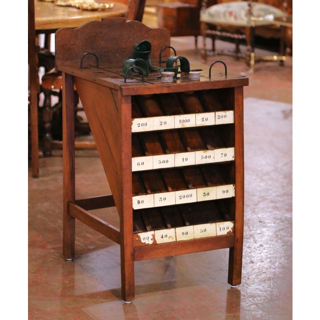 Early 20th Century Early 20th Century French ‘La Grenouille’ Coin Toss Game With 11 Iron Pucks For Sale - Image 5 of 14