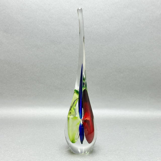 Mid-Century Modern Vintage 1960’s Murano Attributed Clear With Tri Color Sommerso Teardrop Sculpture For Sale - Image 3 of 9