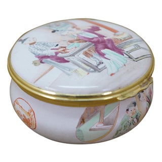 Mid 20th Century Halcyon Days England Chinese Chinoiserie Enamel Keepsake Box 2.5" For Sale