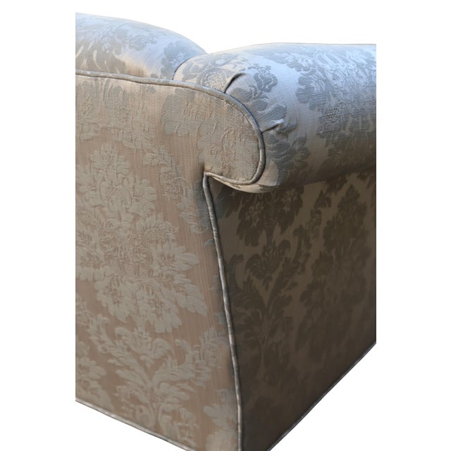 1990s Ethan Allen Chippendale Camelback Sofa in Silver-Champagne Silk Damask For Sale - Image 10 of 18