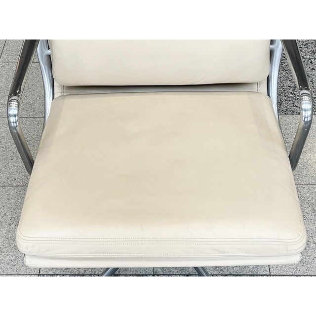 Mid-Century Modern Soft Pad Desk Chair Attributed to Eames for Herman Miller For Sale - Image 9 of 15