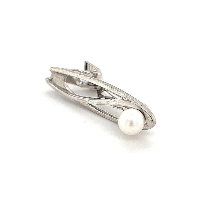 1990s Mikimoto Estate Akoya Pearl Men's Tie Clasp Silver 7 mm 5.3 Grams For Sale - Image 11 of 11