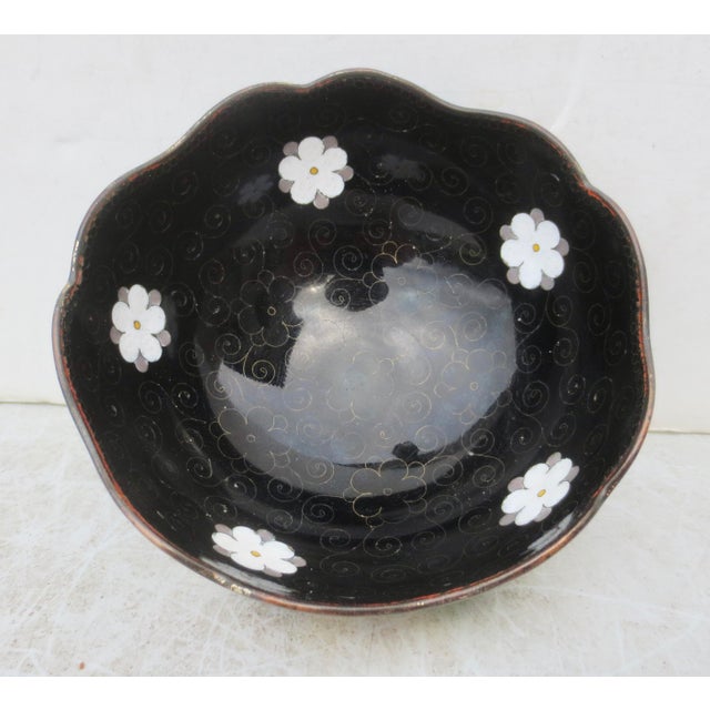 Paint Chinese Enamel Flower Bowl Circa 20th For Sale - Image 7 of 8