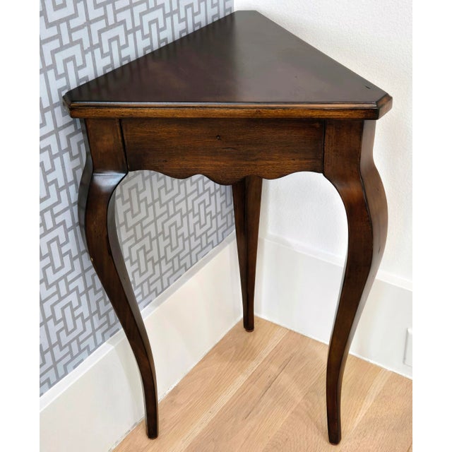 Ethan Allen Ethan Allen Country French Walnut Triangle Corner Accent Table For Sale - Image 4 of 10