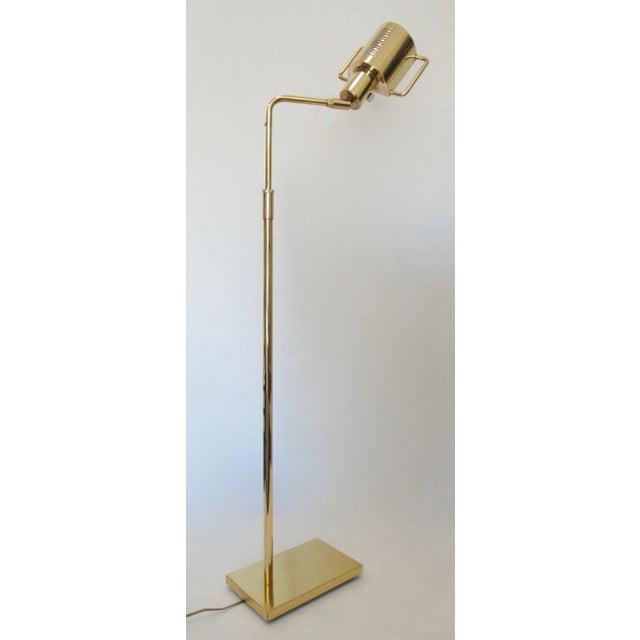 Koch & Lowy Vintage C.1970's George Kovacs (Designer) for Koch + Lowy (Manufacture) "O M I" - Articulating Brass Floor Lamp With Handles For Sale - Image 4 of 13