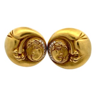 1990s Vahe Naltchayan 18k Yellow Gold Sun & Moon Clip-on Earrings, R-1994, Diamond Accent, A Pair For Sale