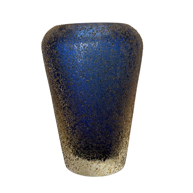 Mid Century Modern Modern Cobalt Blue Glass Vase in the Style of Murano Alessandro Mandruzzato Sommerso Texture Glass For Sale In Chicago - Image 6 of 14