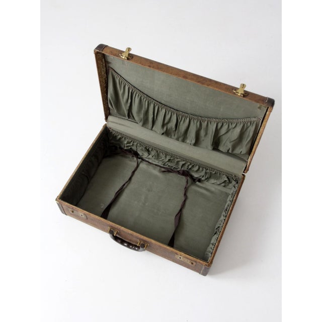 Brown Vintage 1950s Jc Higgins Tweed Suitcase For Sale - Image 8 of 9