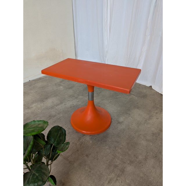 Vintage Space Age Orange Pedestal Table by Finžgar & Zorman for Meblo, Former Yugoslavia, 1970s For Sale - Image 12 of 12