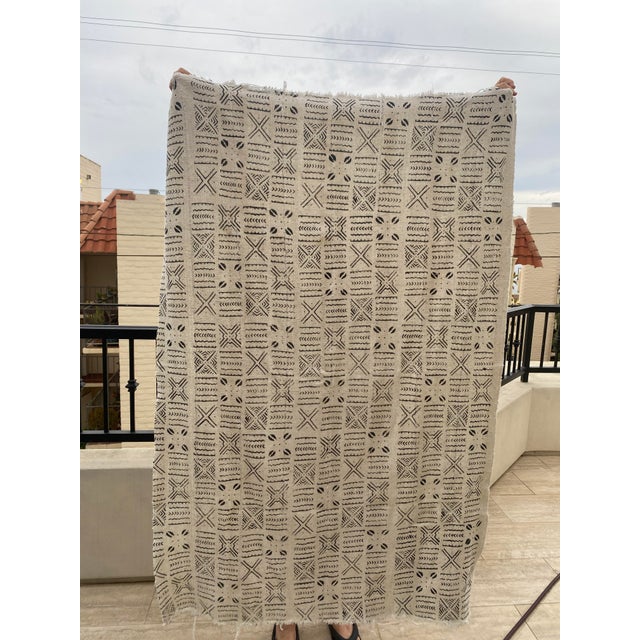 Mali textile Vintage - African indigo mud cloth. Hand-dyed natural indigo. Cotton throw Great condition. One of a kind 44"...