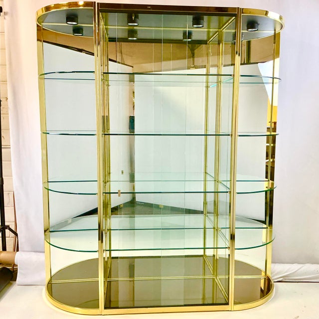 Hollywood Regency 1980s Vintage Hollywood Regency Boho Chic Large Brass & Glass Display Cabinet - 3 Piece Set. For Sale - Image 3 of 17