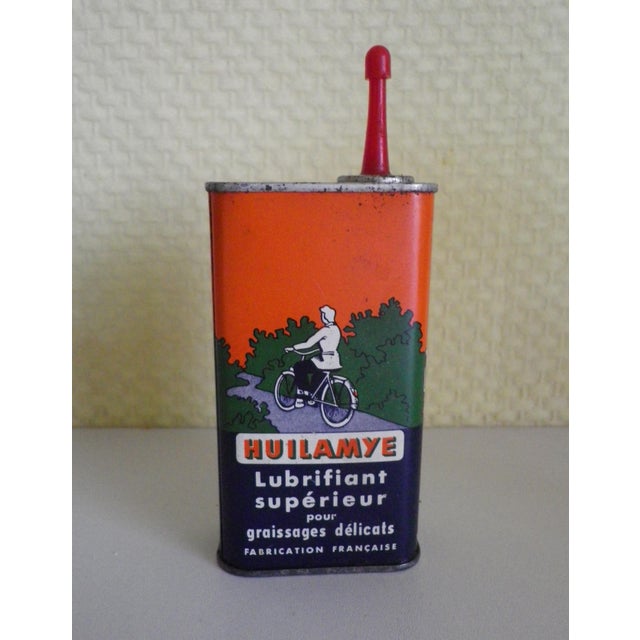 Wood Singer Sewing Machine with Lighting, 1928 For Sale - Image 7 of 18