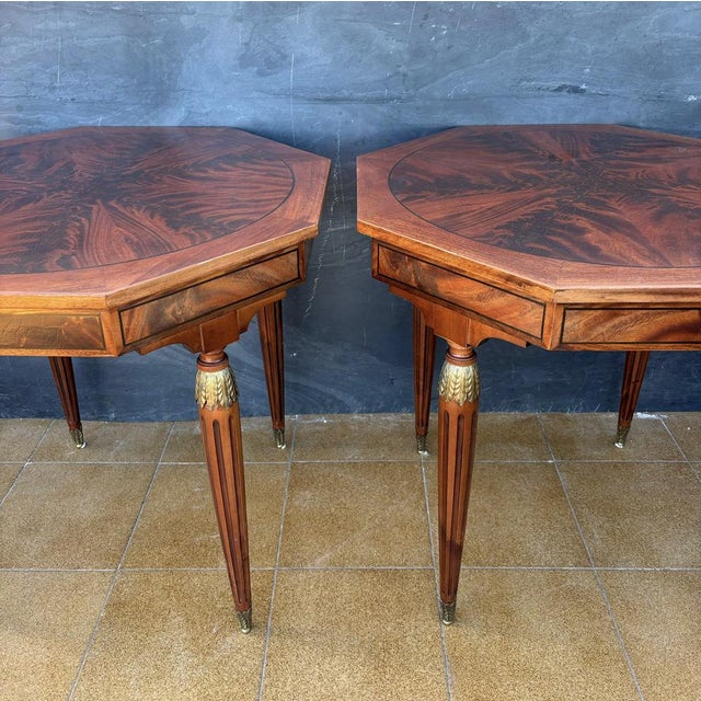 French Louis XVI Style Marquetry Side Tables, 1940, Set of 2 For Sale - Image 13 of 14