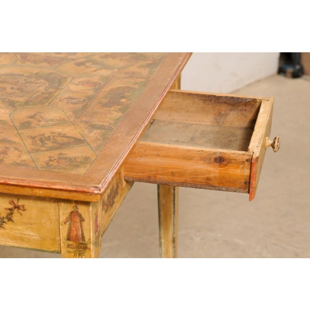 18th Century Italian Lacca Povera Accent Table For Sale - Image 10 of 12