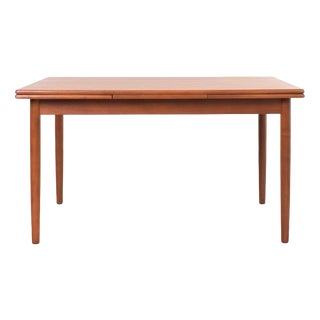 Mid-Century Modern Danish Extendable Dining Table in Teak, 1960s For Sale