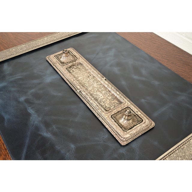 Art Deco Roycroft Arts & Crafts Silver Finished Hammered Copper Desk Tray With Double Pen Holder For Sale - Image 3 of 11