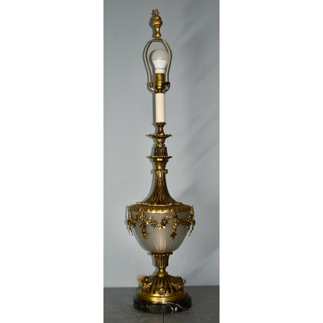 Vintage Bronze & Etched Frosted Glass Regency Style Table Lamp /Marble Base For Sale - Image 4 of 12