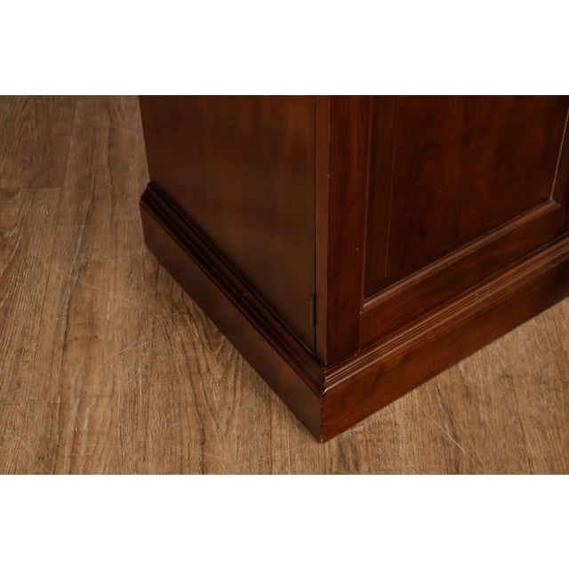 Stickley Traditional Style Cherry Breakfront China Cabinet For Sale - Image 10 of 18