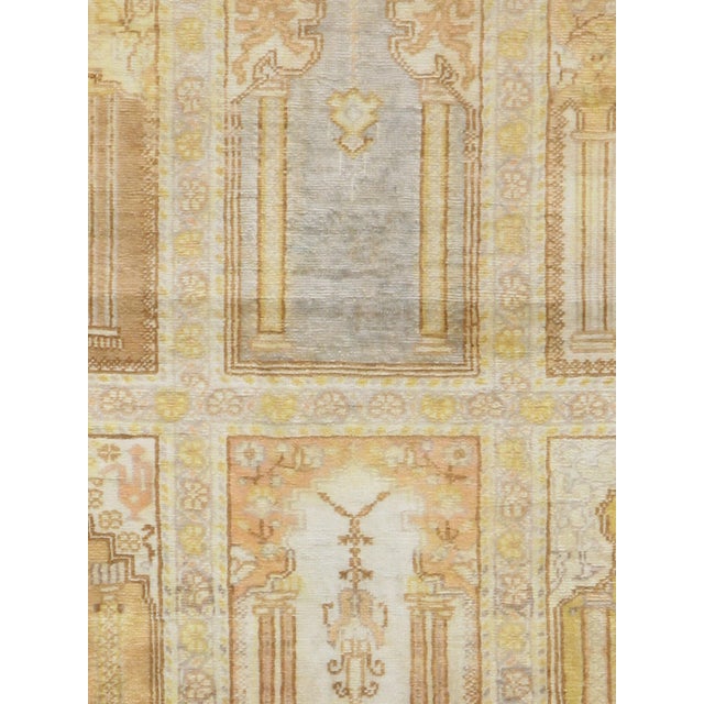 A vintage Turkish Sivas rug from the mid-20th century.