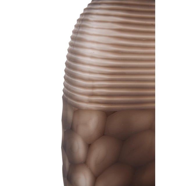 Kenneth Ludwig Chicago Bruni Brown Glass Large Vase For Sale - Image 4 of 6