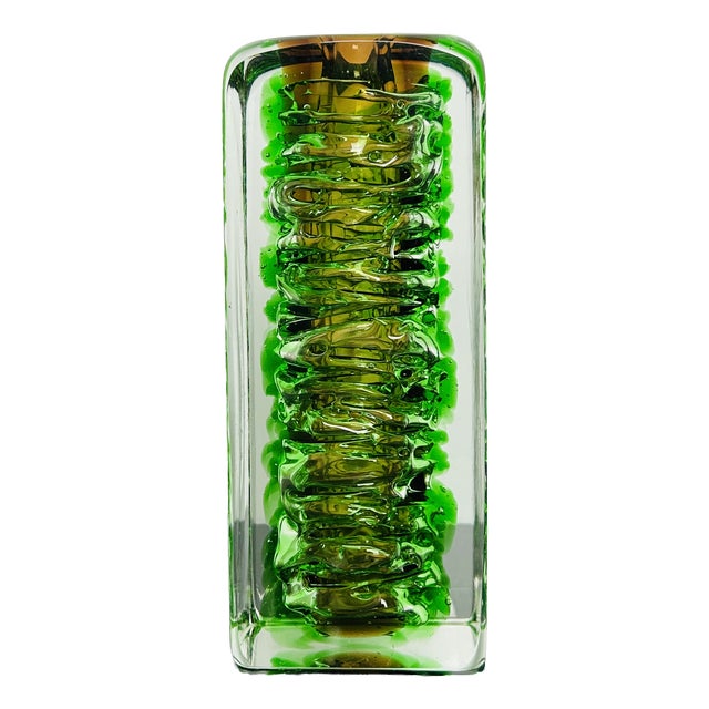 Model 6860/18 Topaz and Uranium Art Glass Vase by František Vízner for Škrdlovice, Czechoslovakia, 1960s For Sale