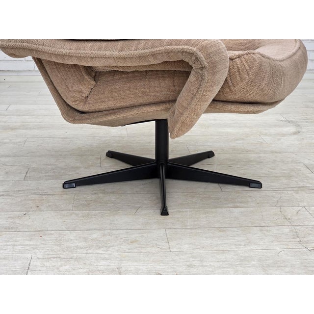 Metal Danish Swivel Armchair in Beige Furniture Fabric, 1970s For Sale - Image 7 of 18