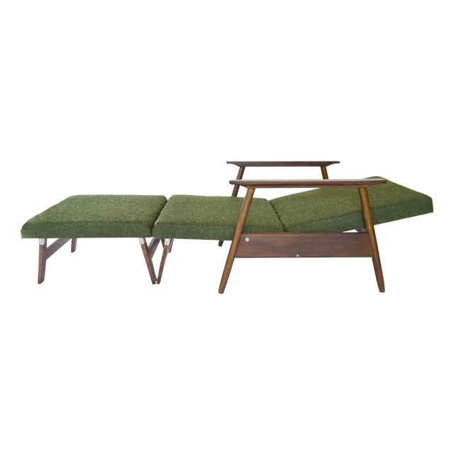 Vintage Convertible Sleeping Armchair by Valerija Ema Cukermanienė for Vilniaus Baldų Kombinatas, 1960s For Sale